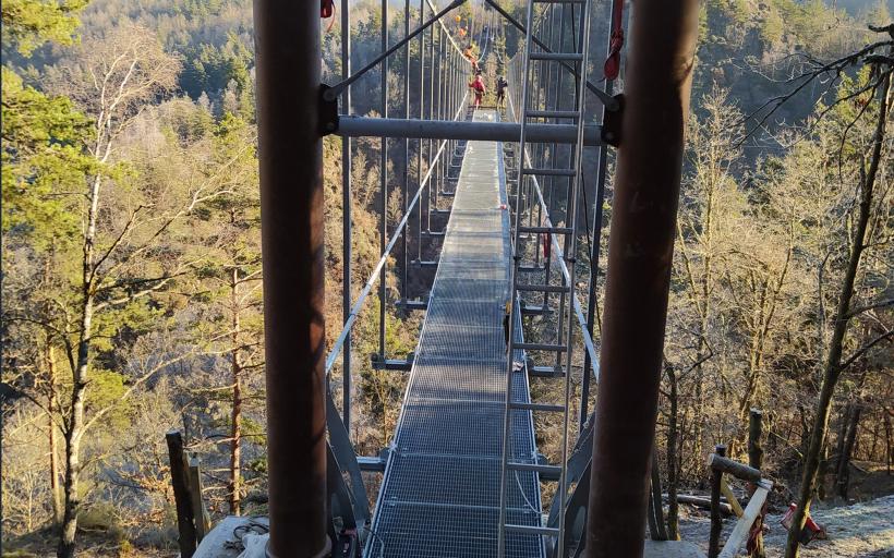 La passerelle himalayenne la plus longue de France en Haute-Loire.