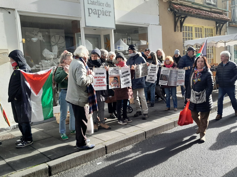 Ils dénoncent la proposition de Loi dite "Yadan"