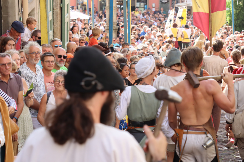Le Roi de l'Oiseau est la plus grande fête du Puy-en-Velay et du département entier. 