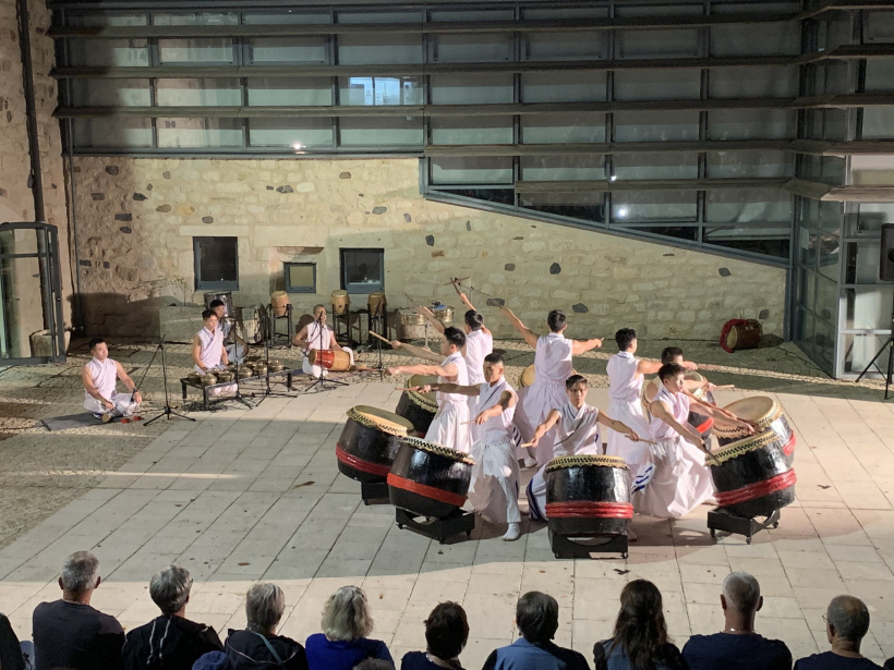 Spectacle de la troupe malaisienne