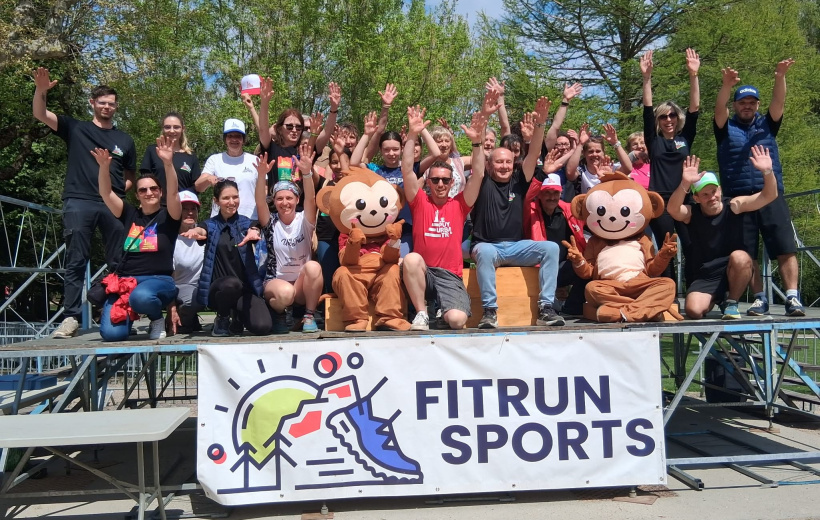 Les organisateurs, les bénévoles et les mascottes