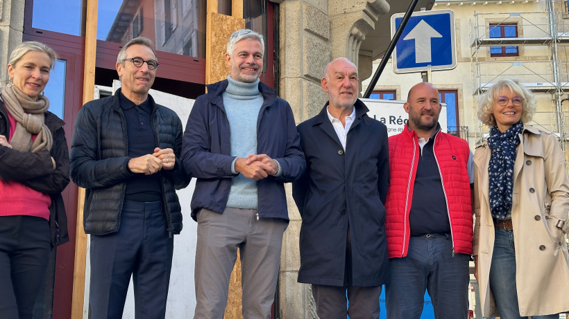 (2eme en partant de la gauche), Marc Pigeon est le nouveau patron du Régina.